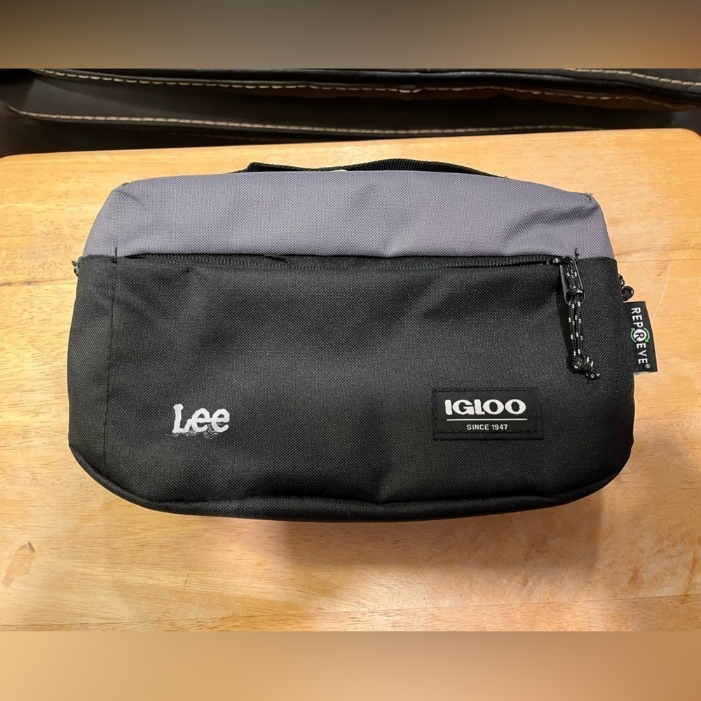 IGLOO Cooler Hip Pack Black
